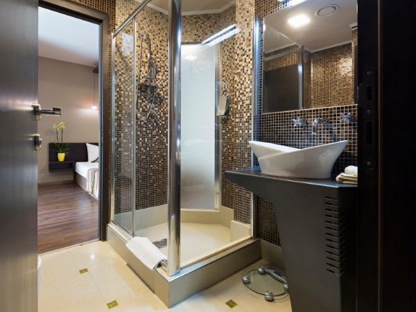 Kabiny prysznicowe jako efektywne rozwiązanie przestrzenne w łazience